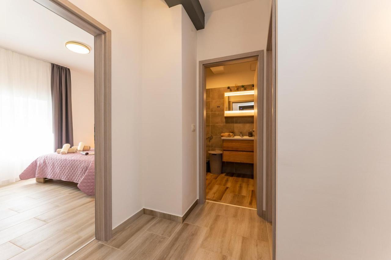 Apartmani Dmarie Privlaka  Exterior foto